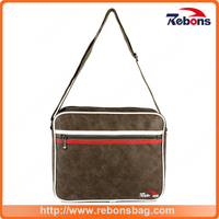 Men′s Promotional Tool Leather Messenger Shoulder Bag for Business School and Office